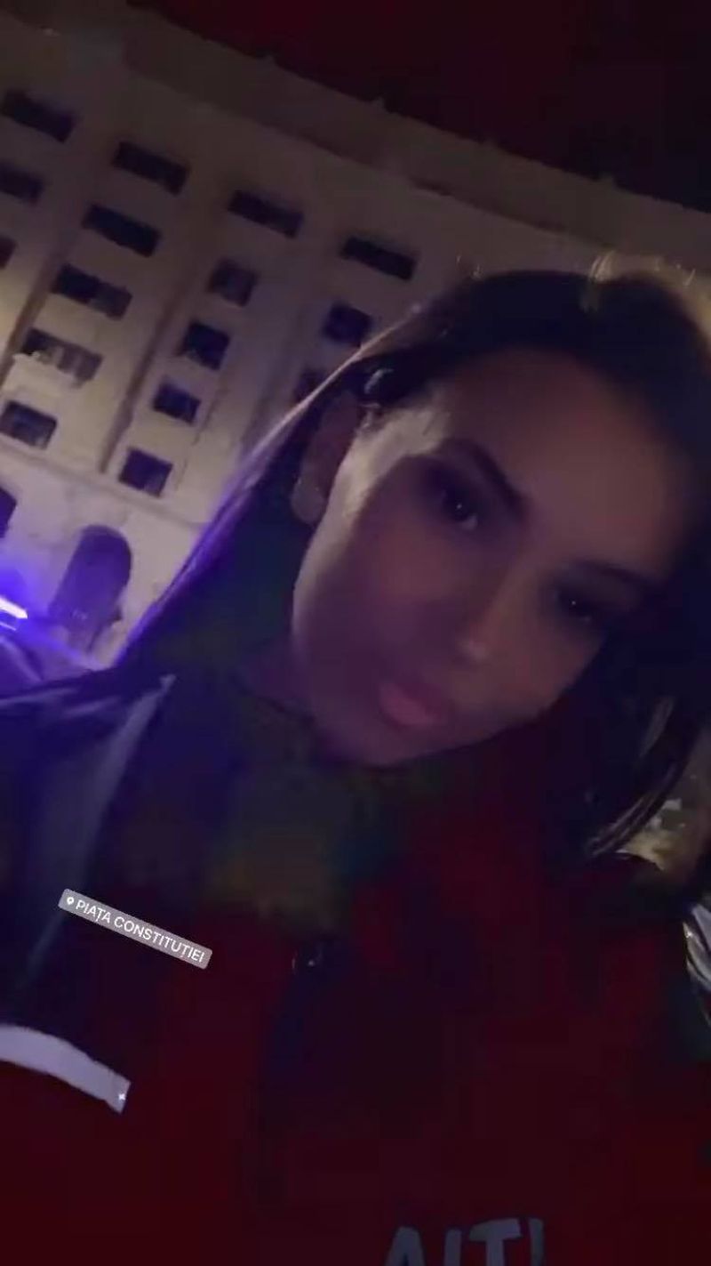 andra volos probleme cu poliția