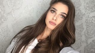 Cum arăta Theo Rose în prima ei zi de școală. Acum mai bine de 10 ani. FOTO EXCLUSIV 