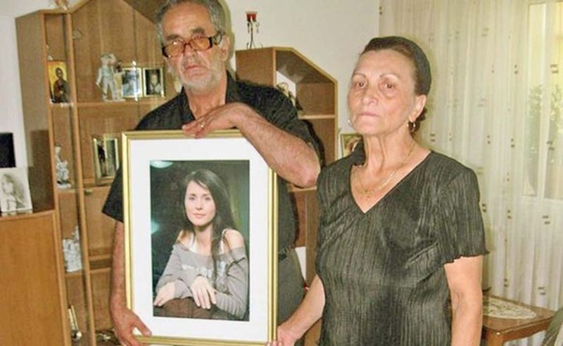 Părinții Mădălinei Manole