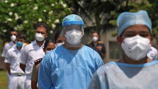 Pandemia face ravagii în India. Un nou record zilnic de infectări - aproape 96.000 de cazuri