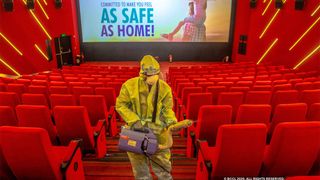 VIDEO - De vineri mergem la film! Care sunt condițiile în care se redeschid cinematografele