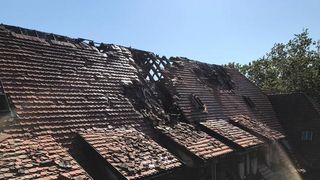 VIDEO - Incendiu de proporții la un hotel din Capitală. Autoritățile au intervenit de urgență