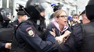 manifestanți arestați pandemie