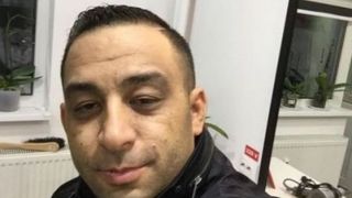 Ce a apărut la mormântul lui Emi Pian, la o lună după ce a fost înhumat! Fiul interlopului îl jelește la cimitir în fiecare zi! FOTO