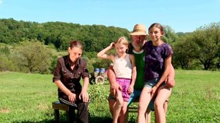 Emisiunea Asta-i România