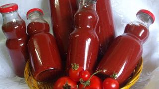 Cum se prepară cel mai bun bulion pentru iarnă. Secretul gospodinelor