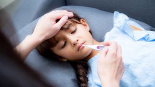 Febra albă la copii. Ce greșeală gravă trebuie să eviți