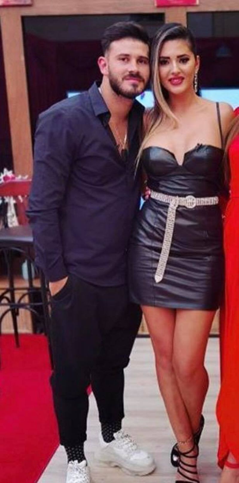 mona de la puterea dragostei și noul iubit