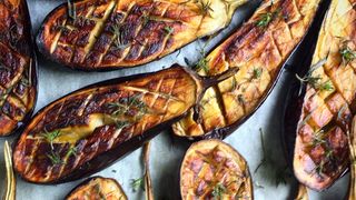 Cum se coc vinetele la cuptor