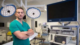 Medicul Radu Zamfir are câștiguri uriașe! Supraviețuitorul accidentului aviatic din Apuseni încasează venituri de 9.000 euro pe lună! EXCLUSIV