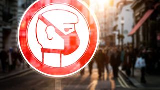 profesor care nu poartă mască