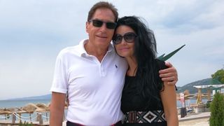 Soția lui Petre Roman și-a anunțat revenirea &icirc;n muzică! Silvia Chifiriuc a lansat 3 albume &icirc;n 30 de ani!