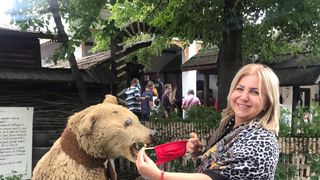 Interpreta Carmen Șerban acuză o conspirație la alegeri: &rdquo;Prefer comunismul &icirc;n locul dictaturii! Cineva mi-a spus că votarea a fost organizată de ochii lumii!&rdquo; EXCLUSIV