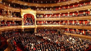 Teatrul Bolshoi Moscova