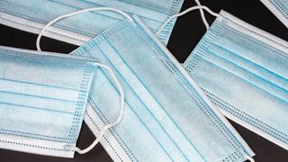 Panică la tribunal unde doi judecători şi un grefier au fost confirmaţi cu noul coronavirus