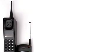 Cum arăta primul telefon mobil și cine a fost creatorul acestuia