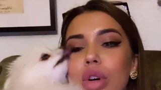 andra volos s-a apucat de c&acirc;ntat