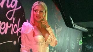 denisa de la puterea dragostei iubește