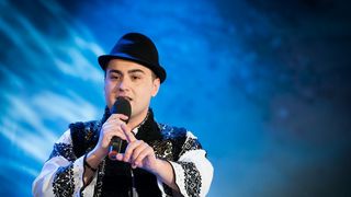 Un cunoscut solist de muzică populară vrea să se călugărească: ”Părinții mei au început să plângă, n-au fost de acord!” FOTO