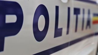 Momente tensionate într-un tren din Constanța. Un bărbat infectat cu HIV l-a mușcat de antebraț pe un polițist