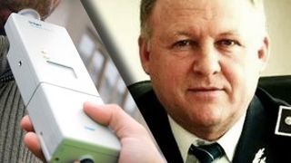 VIDEO - Comisar fără permis. Polițistul: Am băut cidru, nu alcool!