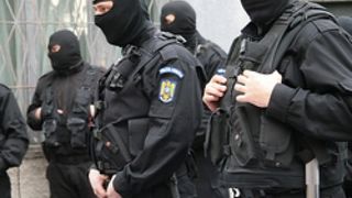 Percheziţii la Timişoara şi Bucureşti, &icirc;ntr-un mega-dosar de delapidare a unei fabrici. Prejudiciul, estimat la 60 milioane euro