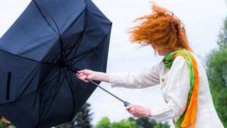 Cod portocaliu de vreme rea. ANM a actualizat prognoza meteo și pentru București