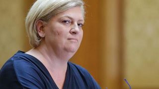 Ce salariu colosal &icirc;ncasează șefa televiziunii publice! Doina Gradea primește lunar peste 20.000 lei!