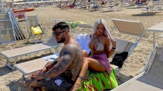 Fiul lui Sile Cămătaru a turbat după ce a fost părăsit de iubita siliconată şi a trecut la ameninţări: „Unii oameni vor regreta că te-au tratat greșit”