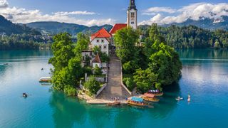 Țara care introduce starea de urgență pe o perioadă de 30 de zile