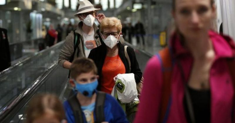 Masca obligatorie pe stradă Bucureşti