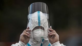 Pandemia, de neoprit în România. Nou bilanț record: aproape 5.000 de cazuri noi de coronavirus