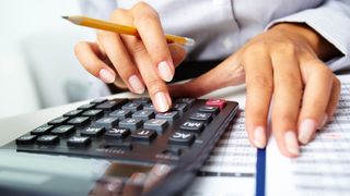 Care sunt diferențele între PFA și SRL