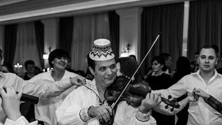 Doliu &icirc;n lumea artistică: Noaptea trecută s-a stins din viață unul dintre cei mai adorați vioriști din Maramureș