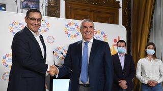 O celebră prezentatoare tv din Rom&acirc;nia, atac devastator: &rdquo;Tăriceanu inventează &icirc;n politică mai mult ca penibilul!&rdquo;