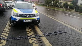 Poliția Română a introdus benzile cu țepi pentru prinderea mai rapidă a șoferilor fugari