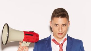 Vedetă surprinsă la un masaj cu ciocolată