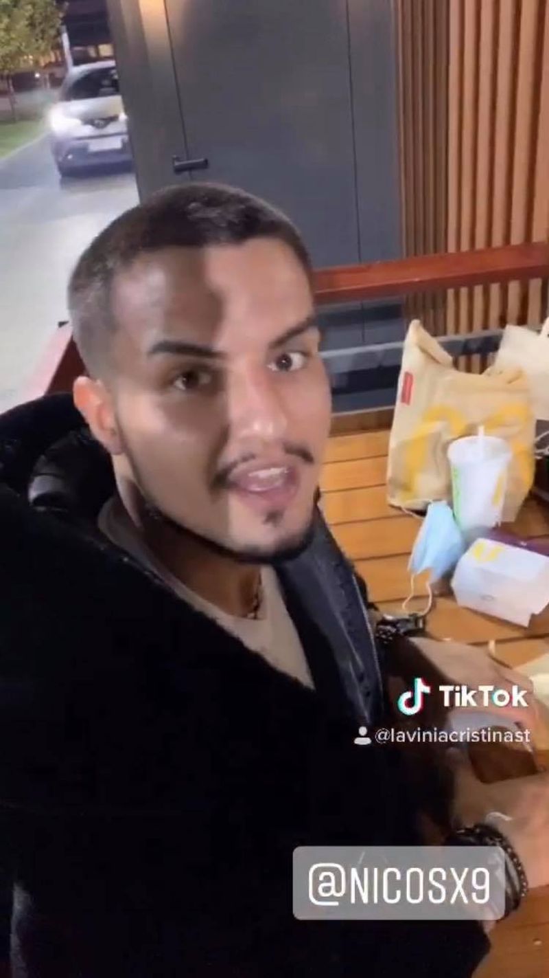 mona și nikos de la puterea dragostei