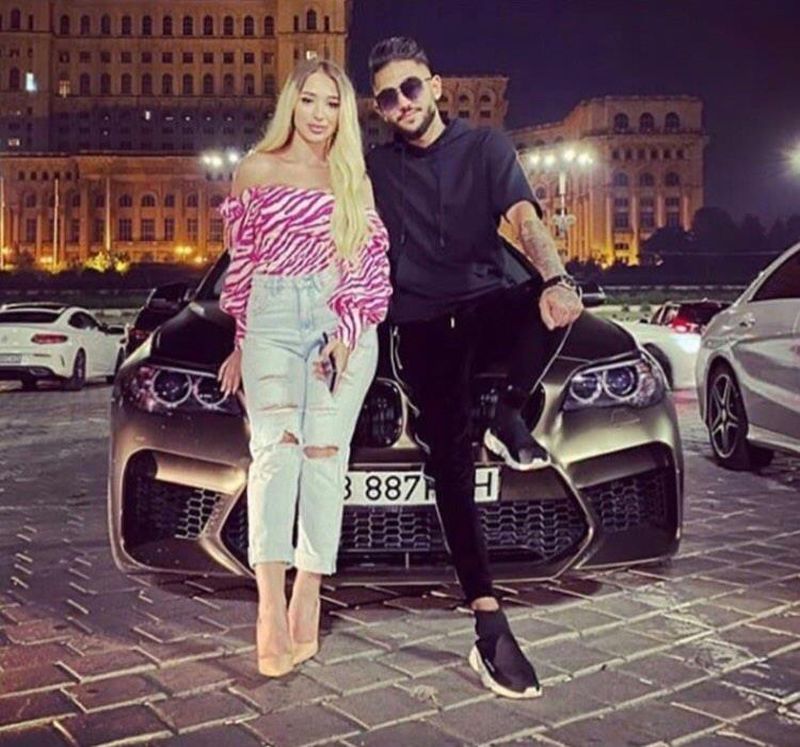 ligi de la puterea dragostei și nikolas sax