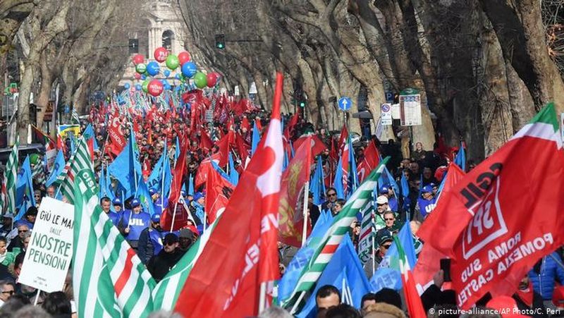 Proteste violente în Italia 