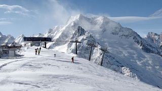 Meteo: Vremea se va shimba radical în București. La munte se anunță ninsoare și viscol