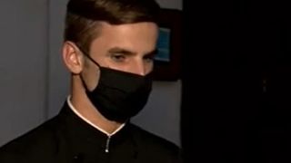 VIDEO - Preotul fals minte cu tupeu, după ce a înșelat credincioșii: Spune că i-ar fi fost furată identitatea