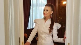 VIDEO - Casă de vedetă la Gruiu, refugiul de l&acirc;ngă Capitală