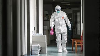 Număr record de decese în Franța, cauzate de noul coronavirus