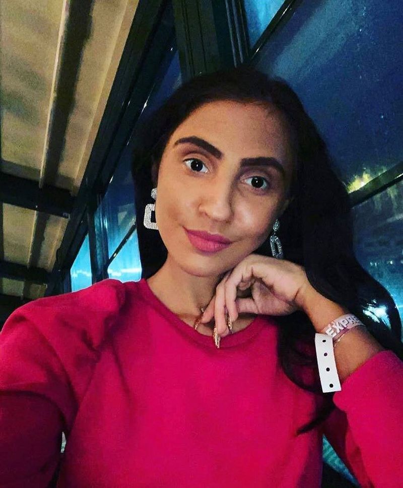 cine este simona ghinea