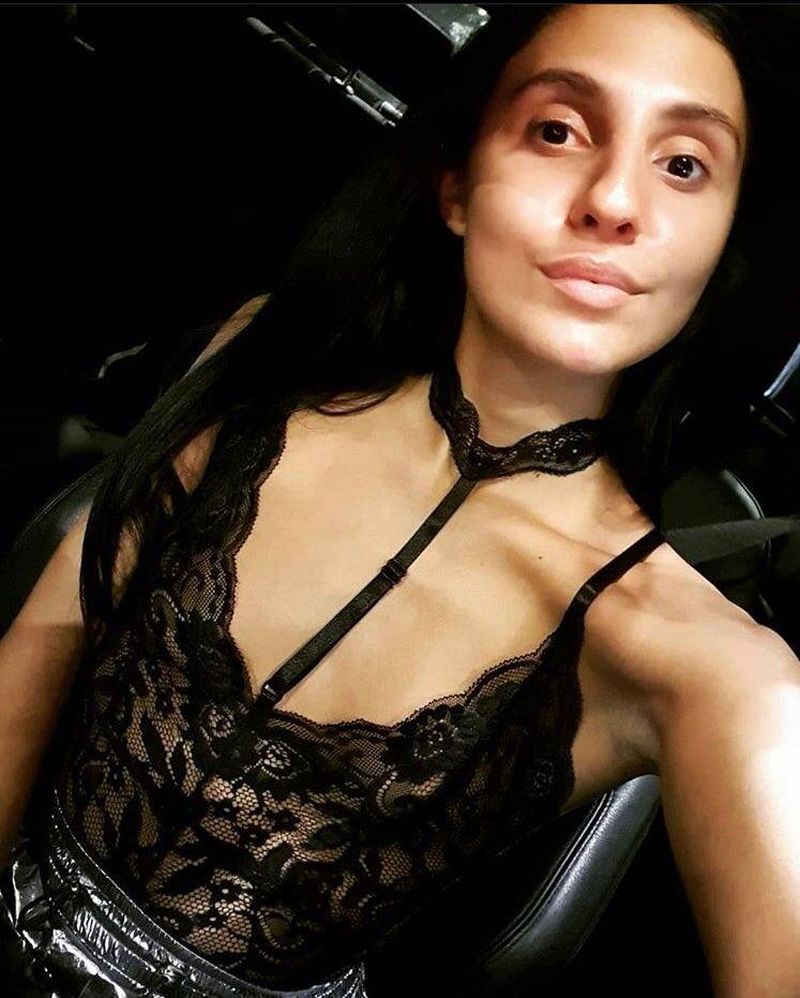 cine este simona ghinea