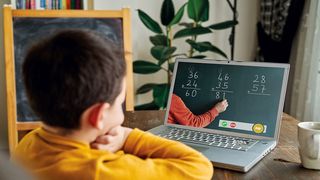  Ministerul Educației, noi informaţii privind declarația pe proprie răspundere pe care trebuie să o semneze zilele acestea părinții şi elevii