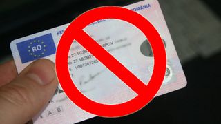 În ce condiții se suspendă dreptul de a conduce. 10 motive pentru care poți rămâne fără permisul de conducere