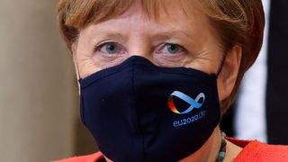 Cancelarul Angela Merkel a declarat că restricțiile vor fi menținute în Germania până când 60-70% din populație va avea imunitate la COVID-19
