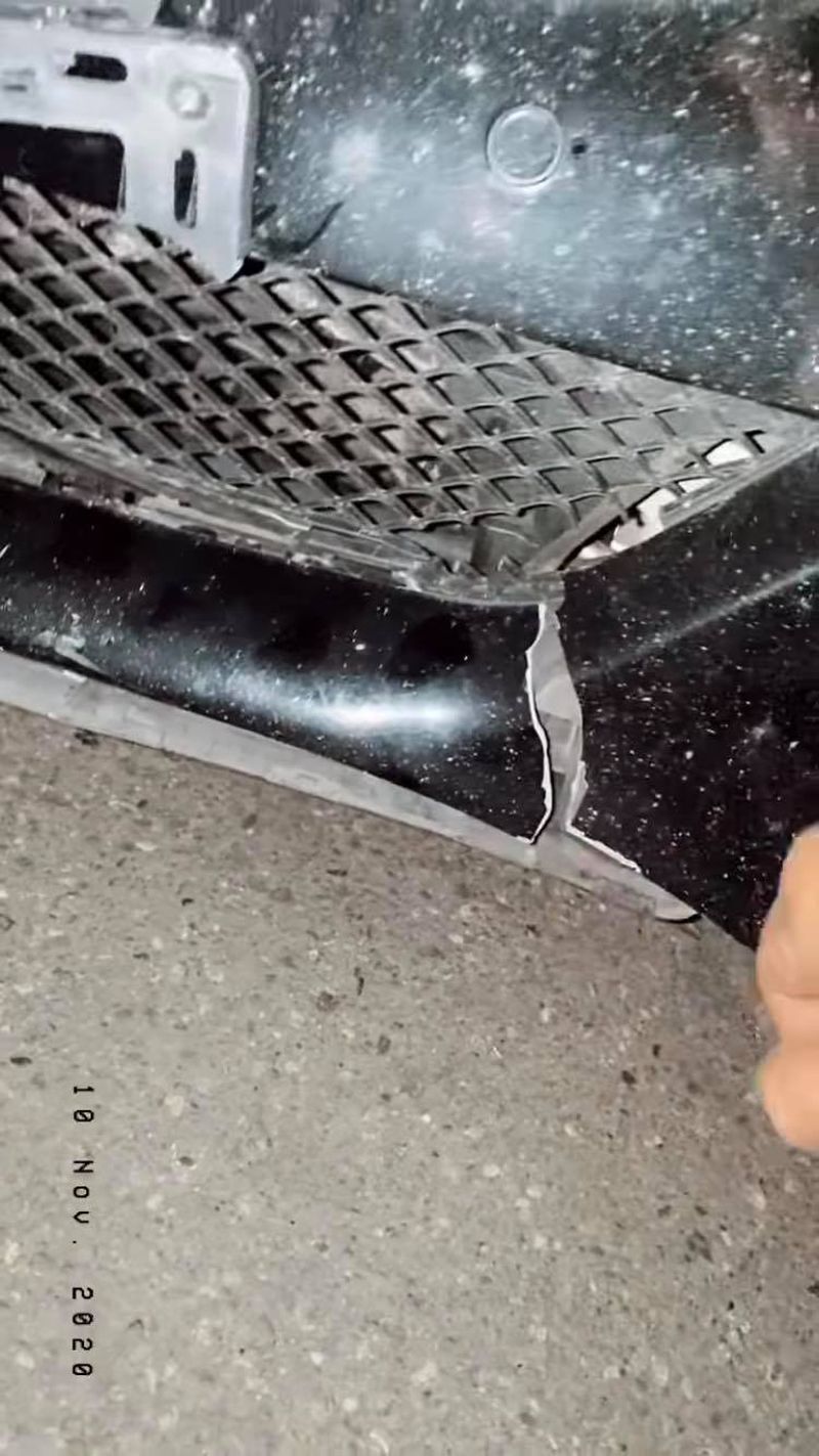 bogdan mocanu și-a avariat mașina